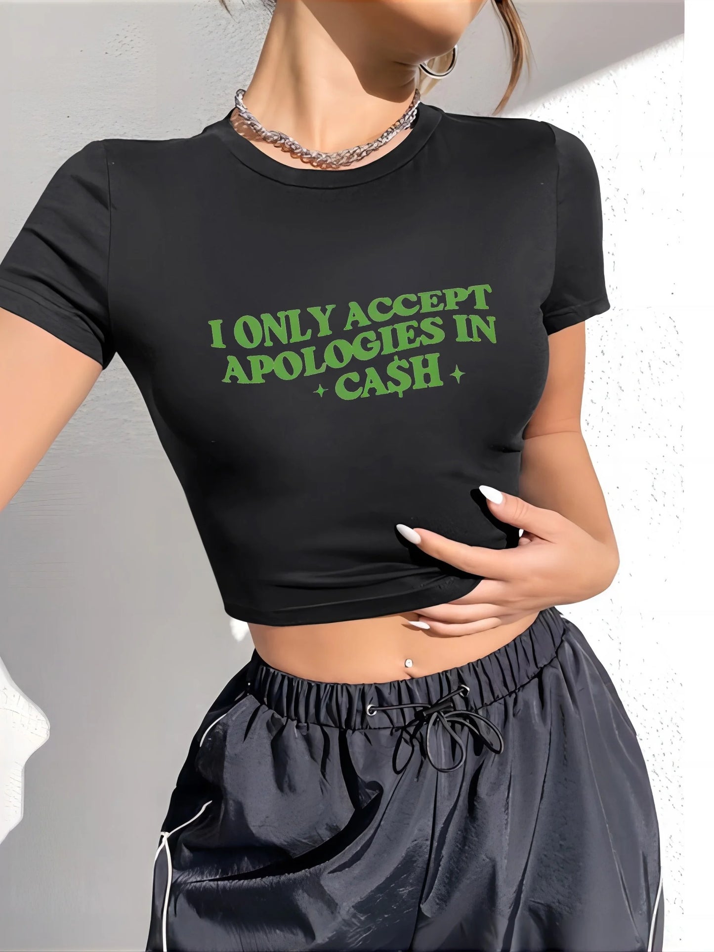 “I Only Accept Apologies in Cash” Crop Tee