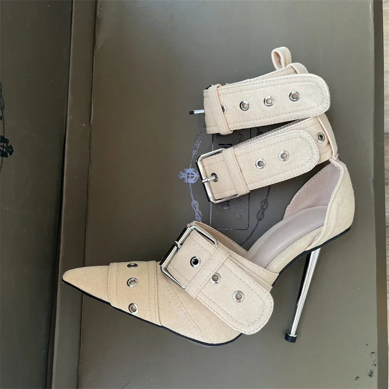 “Show Stoppin” Buckle Heel